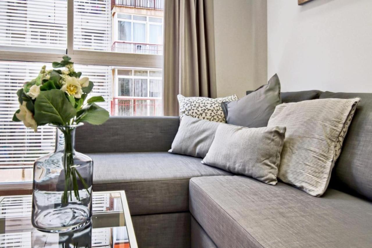 Amplio Piso Con Terraza Apartment Malaga Ngoại thất bức ảnh
