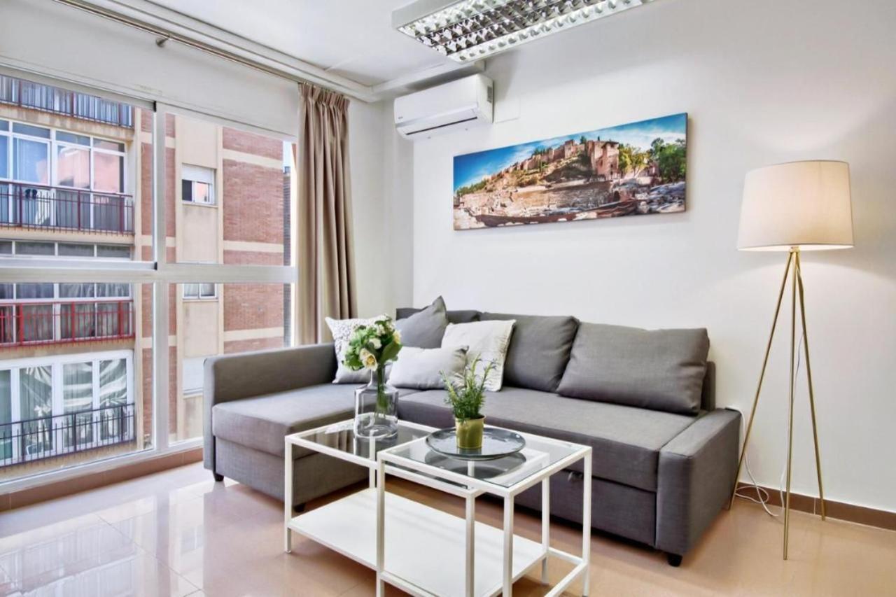 Amplio Piso Con Terraza Apartment Malaga Ngoại thất bức ảnh